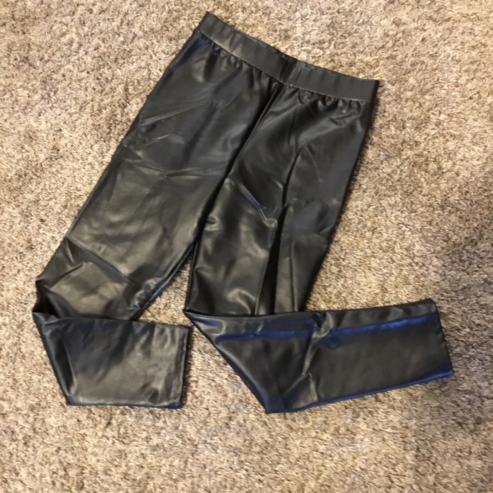 Gap Faux Leather Pull on Pants Size 10